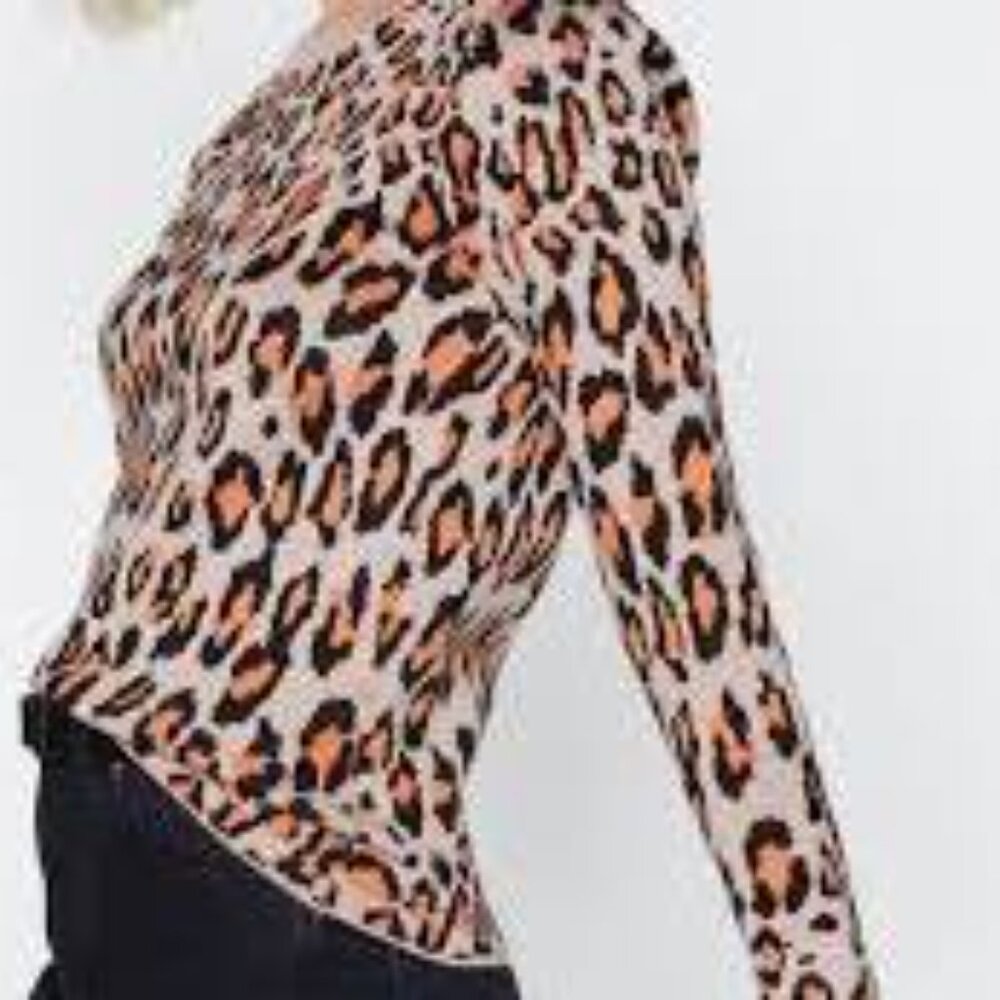 Nasty Gal leopard print sweater size P